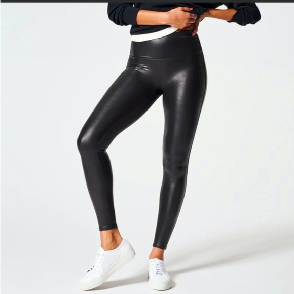 SPANX Pants - Spanx Faux Leather Small Black Leggings NWT